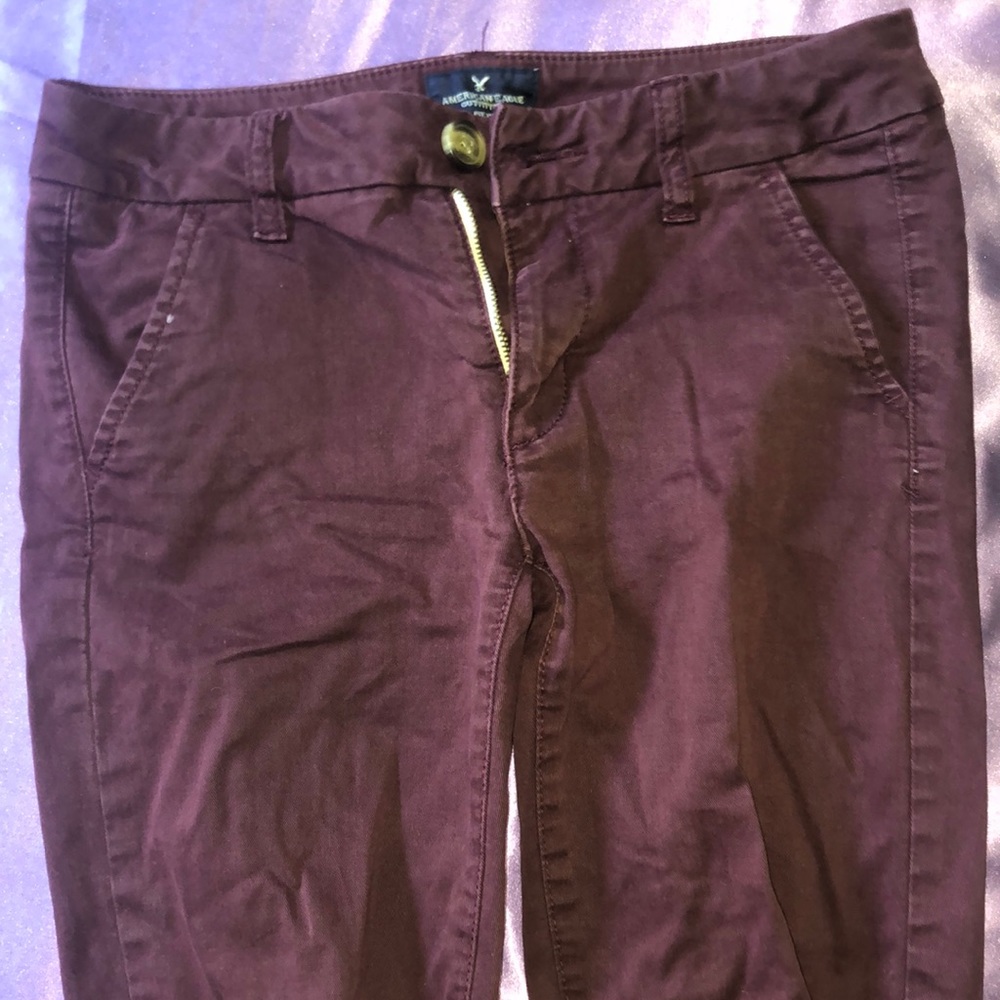 Maroon low-rise American Eagles Khakis